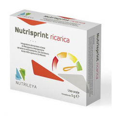 Scatola con Nutrisprint Ricarica Integratore Energizzante 14 Bustine Singole Scatola con Nutrisprint Ricarica Integratore Energizzante 14 Bustine Singole
