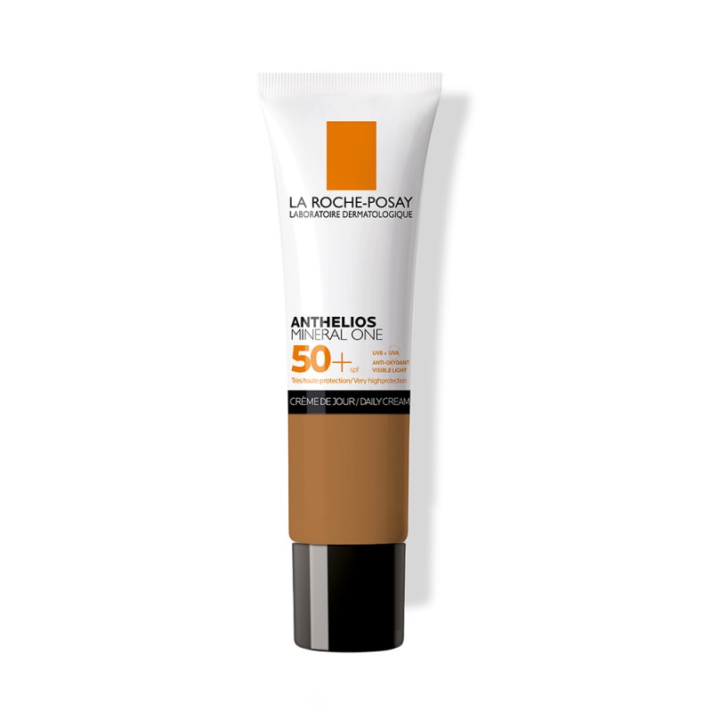flacone di La Roche Posay Anthelios Mineral One SPF50+ 05 Dark Brown Crema Solare 30ml flacone di La Roche Posay Anthelios Mineral One SPF50+ 05 Dark Brown Crema Solare 30ml