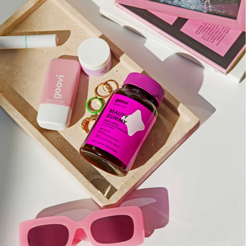 Goovi Beauty Gummy per Salute di Pelle e Capelli 60 Caramelle confezione e oggetti Goovi Beauty Gummy per Salute di Pelle e Capelli 60 Caramelle confezione e oggetti
