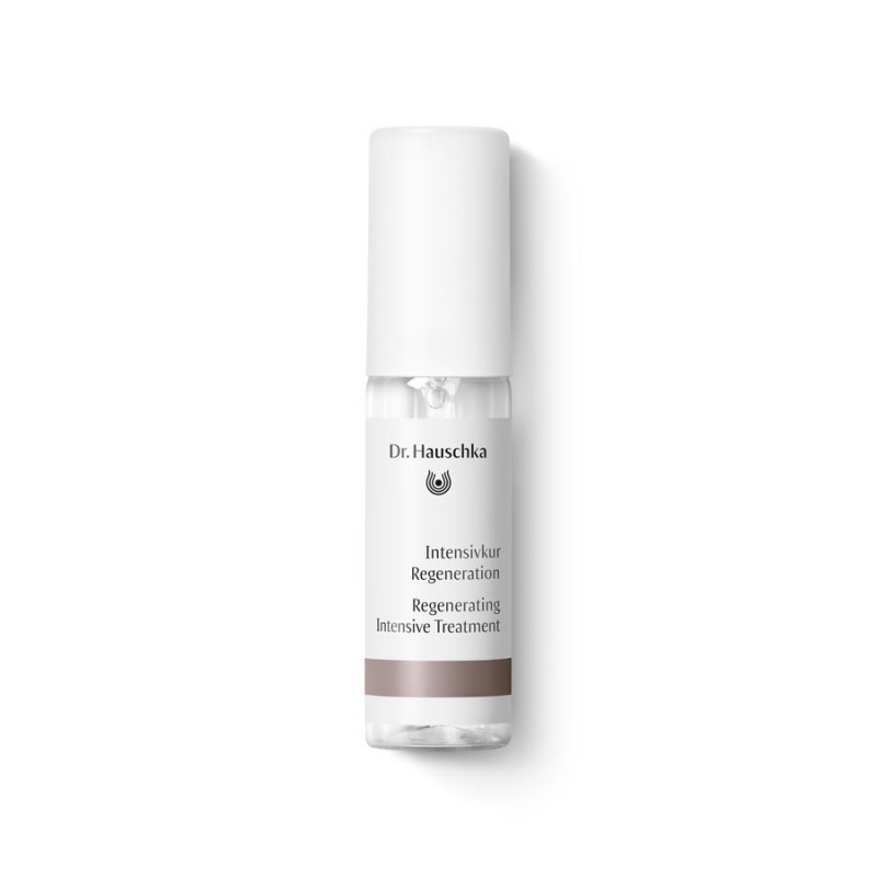 Una Confezione di Dr Hauschka Trattamento Intensivo Rigenerante 40ml