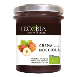 Primo piano di CREMA NOCCIOLA TEO&BIA BIO Primo piano di CREMA NOCCIOLA TEO&BIA BIO