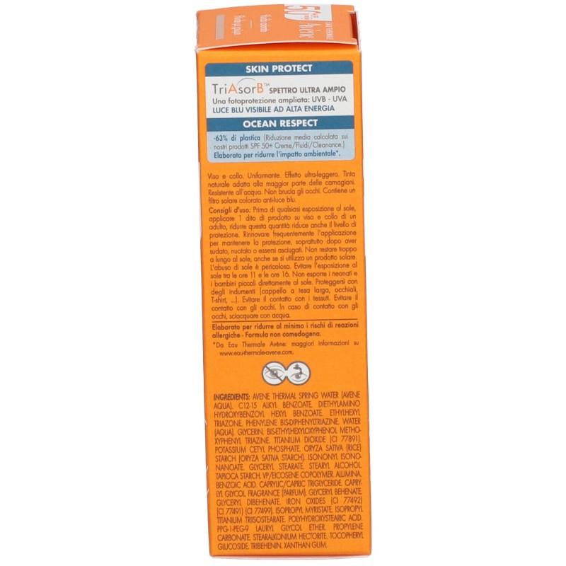 Scatola integra del prodotto Avene Fluido Colorato Pelle da Normale a Mista SPF 50+ 50ml