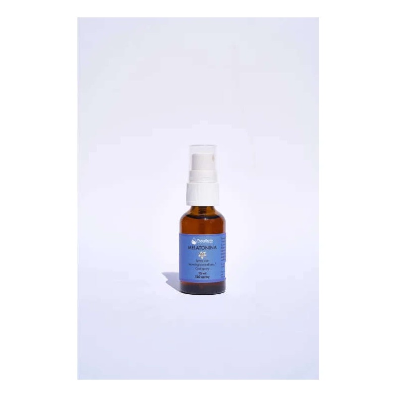 Foto illustrativa del packaging di Nutragenix Melatonina Spray per Sonno Rapido e Naturale 15ml Foto illustrativa del packaging di Nutragenix Melatonina Spray per Sonno Rapido e Naturale 15ml