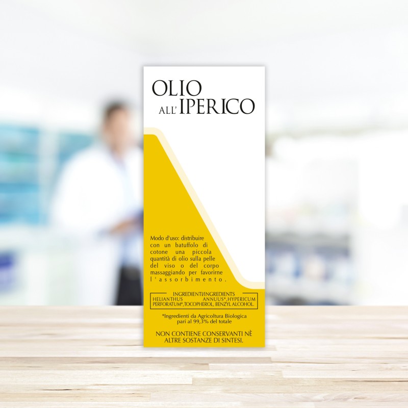 Foto ravvicinata di Aboca Olio all' Iperico Cosmetico Bio 100ml Foto ravvicinata di Aboca Olio all' Iperico Cosmetico Bio 100ml