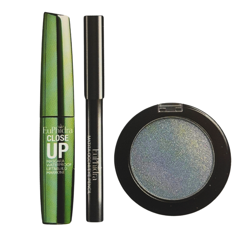 Ombretto Azzurro + Mascara e Matita Occhi Nera Ombretto Azzurro + Mascara e Matita Occhi Nera