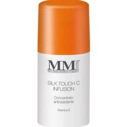 Foto illustrativa del packaging di MM System Silk Touch C Infusion Siero Antietà Viso per Pelle Luminosa e Compatta 30ml