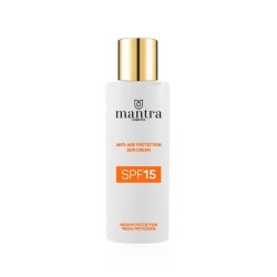 Dettaglio del packaging di Mantra Cosmetics Crema Anti-age SPF 15 protezione solare e anti-età 100ml Dettaglio del packaging di Mantra Cosmetics Crema Anti-age SPF 15 protezione solare e anti-età 100ml