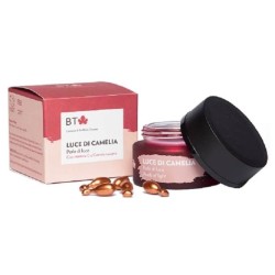 Primo piano di BT Perle di Luce trattamento illuminante viso con Vitamina C 14 perle monodose Primo piano di BT Perle di Luce trattamento illuminante viso con Vitamina C 14 perle monodose