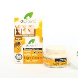 Primo piano di Royal Jelly Pappa Reale Night Cream crema notte viso nutriente e rigenerante 50ml Primo piano di Royal Jelly Pappa Reale Night Cream crema notte viso nutriente e rigenerante 50ml