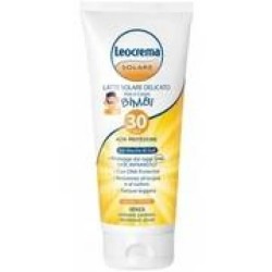 Scatola originale del prodotto Leocrema Latte solare bimbi SPF30 protezione alta 200ml