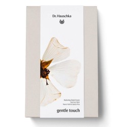 confezione di Dr. Hauschka Gentle Touch Kit con Stick Labbra + Olio Neem 3ml + Crema Mani 20ml confezione di Dr. Hauschka Gentle Touch Kit con Stick Labbra + Olio Neem 3ml + Crema Mani 20ml