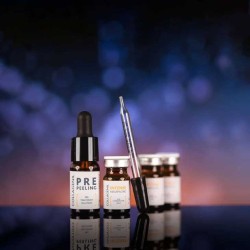 Collagenil Intense Resurfacing Kit Peeling Combinato antiage per esfoliazione e rinnovamento cutaneo 3x5ml Collagenil Intense Resurfacing Kit Peeling Combinato antiage per esfoliazione e rinnovamento cutaneo 3x5ml