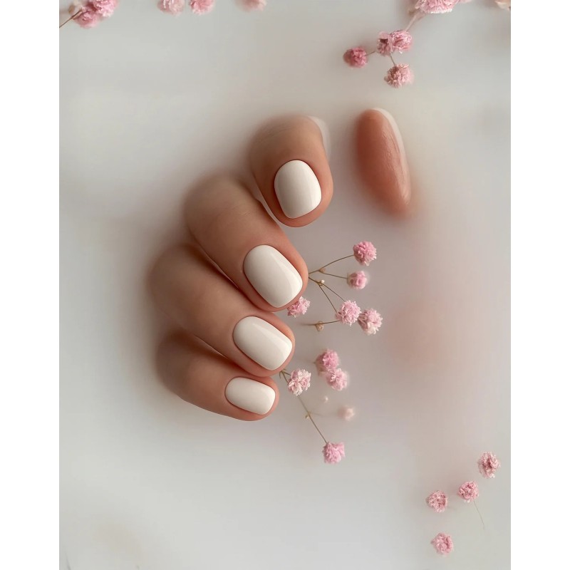 applicazione di Ne Beauty Bianco Latte UV 20 Strips per Manicure Elegante e Duratura 20 Strisce