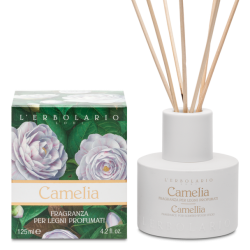 confezione di L’Erbolario Camelia Fragranze Per Legni Profumati Confezione 125ml confezione di L’Erbolario Camelia Fragranze Per Legni Profumati Confezione 125ml