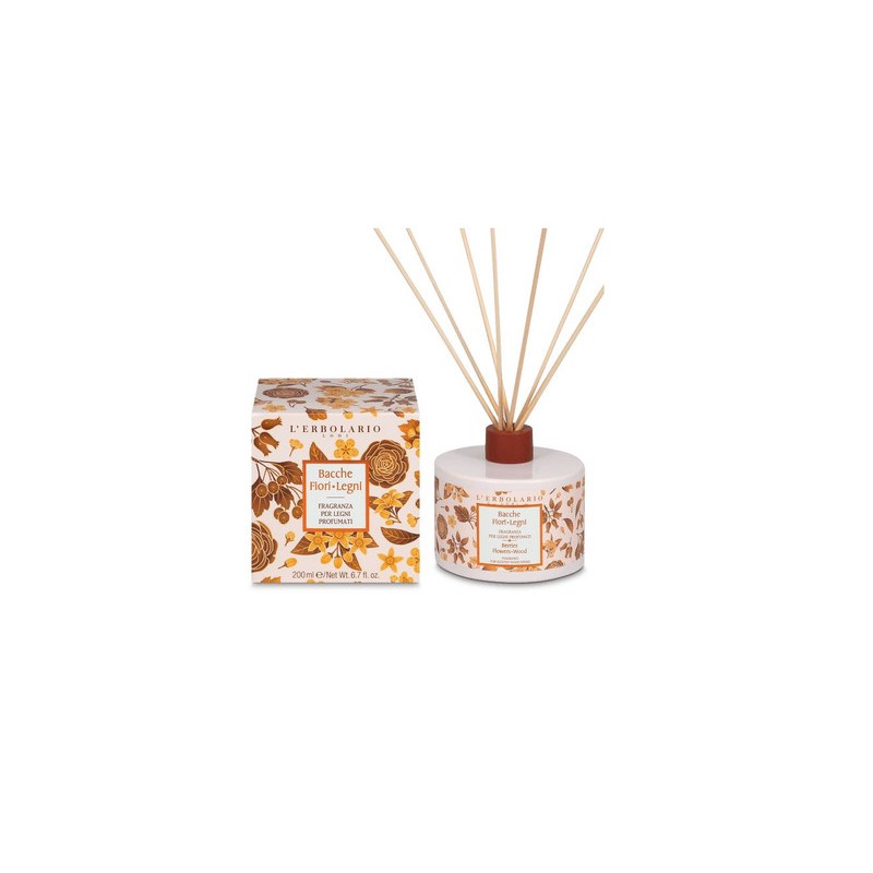 confezione di L’Erbolario Bacche Fiori Legni Fragranze Per Legni Profumati Confezione 200ml