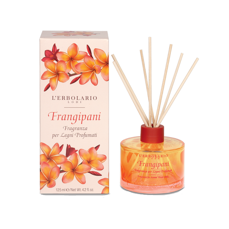 confezione di L’Erbolario Frangipani Fragranza Legni Profumati Confezione 125ml