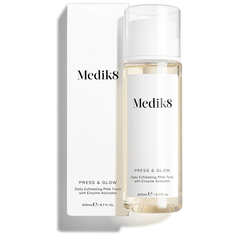 Medik8 Press & Glow tonico esfoliante delicato per pelle sensibile 200 ml Medik8 Press & Glow tonico esfoliante delicato per pelle sensibile 200 ml