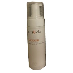 Acnevia Mousse Detersione... Acnevia Mousse Detersione...