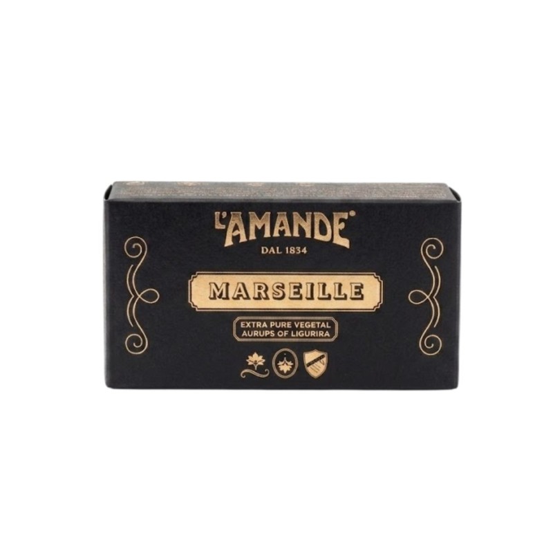 Formato di L'Amande Sapone Vegetale Oli Essenziali Biologici per Detersione Quotidiana 200 ml Formato di L'Amande Sapone Vegetale Oli Essenziali Biologici per Detersione Quotidiana 200 ml