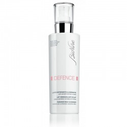 Bionike Defence Latte Detergente Illuminante Pelli Normali e Miste 200 ml Bionike Defence Latte Detergente Illuminante Pelli Normali e Miste 200 ml