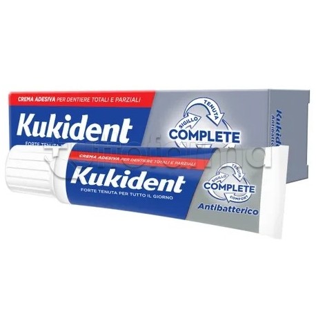 Kukident Complete Antibatterico Crema Adesiva per Dentiera 40g